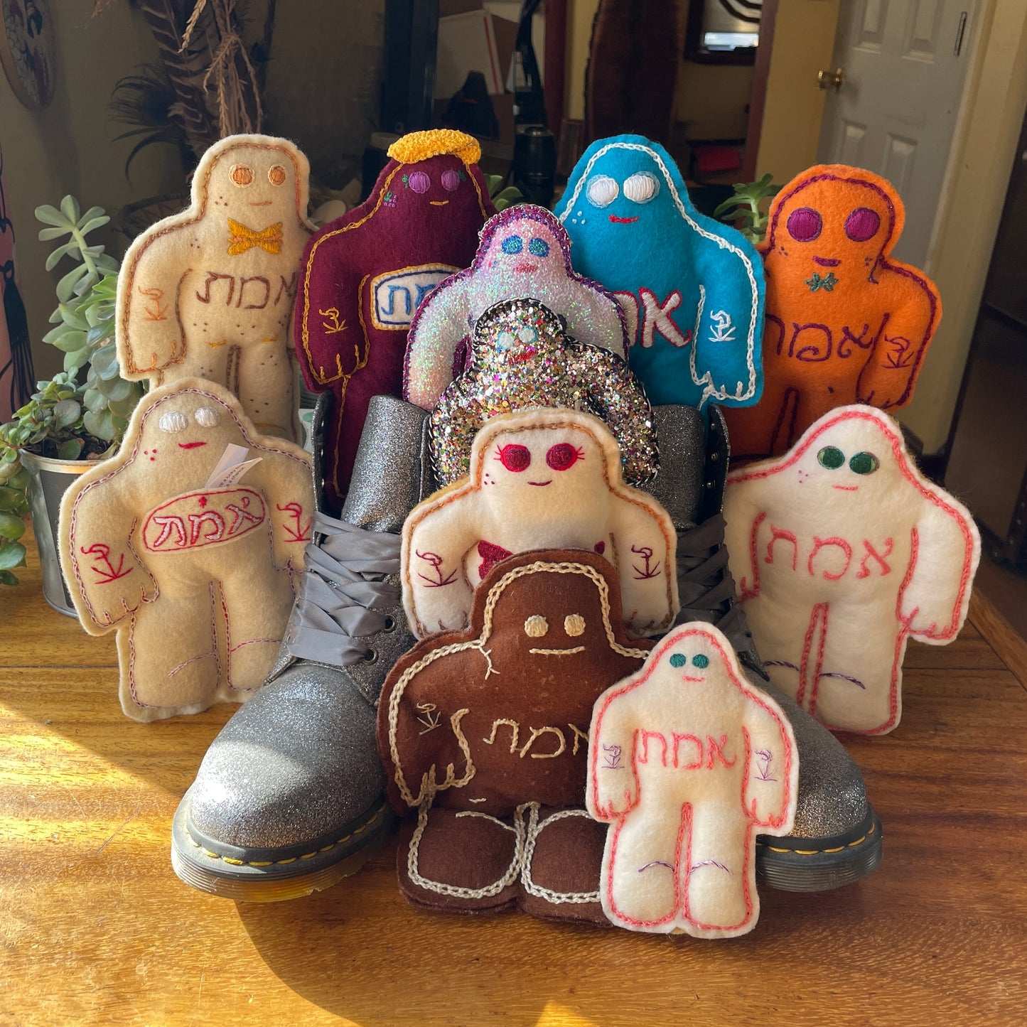 Man-o-Schewitz Golem/et | 7th Minyan