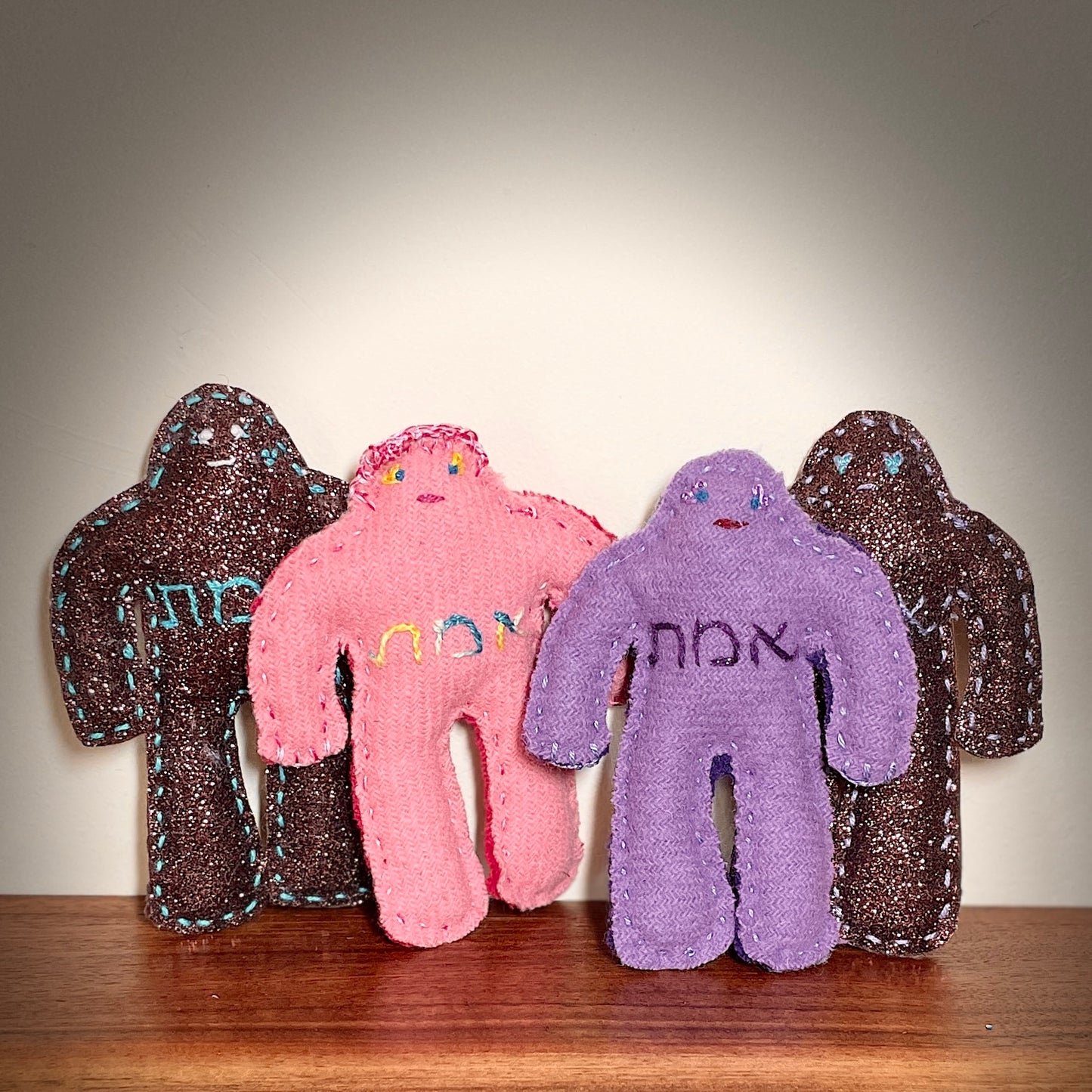 After Dinner Mint “Gumdrop” Glitter Golem/et | 9th Minyan