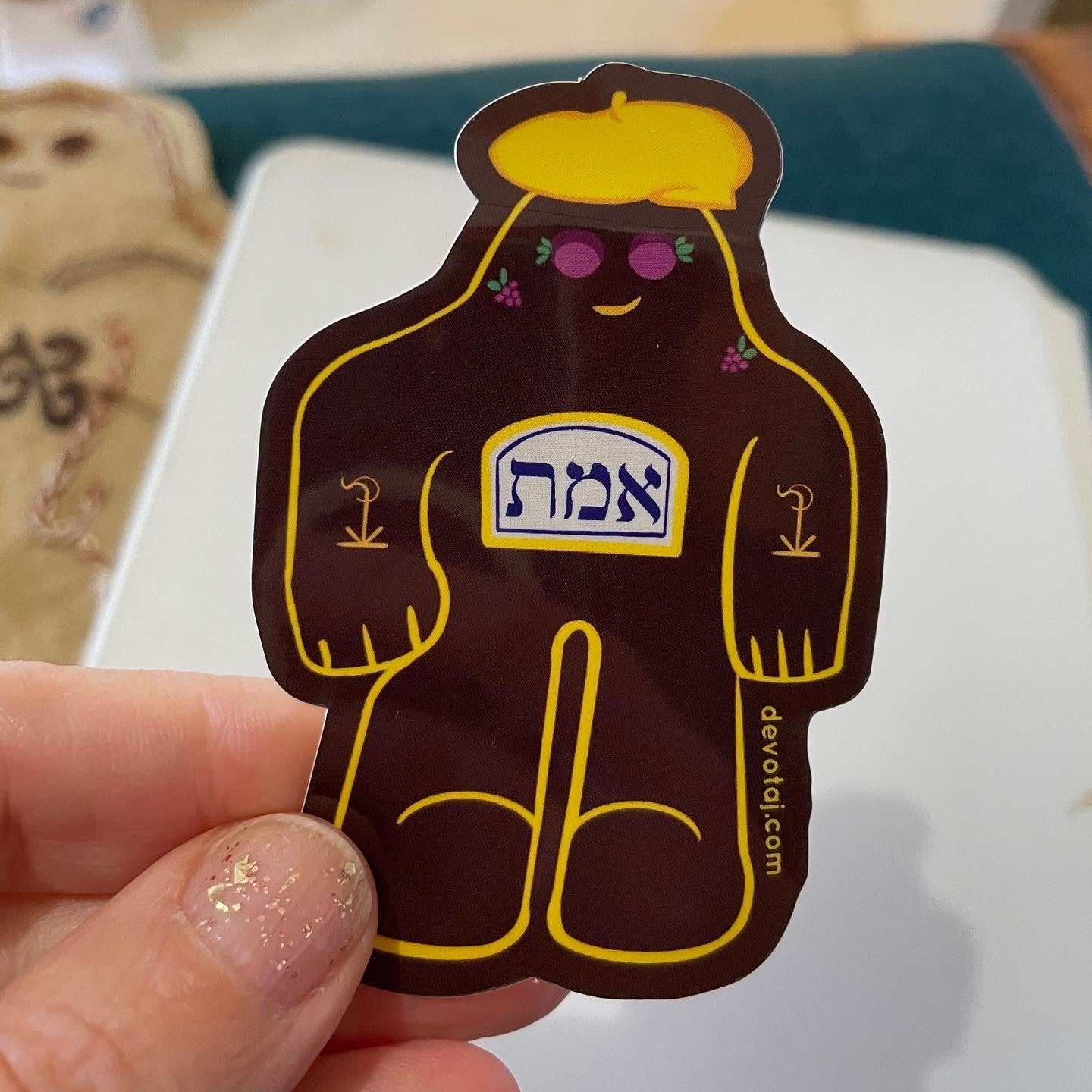 Man-o-Schewitz Golem Sticker